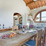 Casetta Moraiolo Villa *